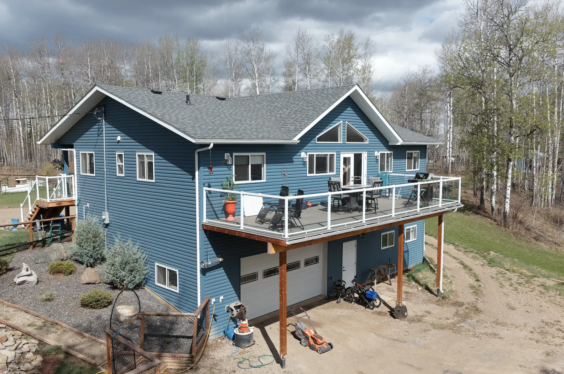 5266 West Arras Road, Dawson Creek, BC — photo 1