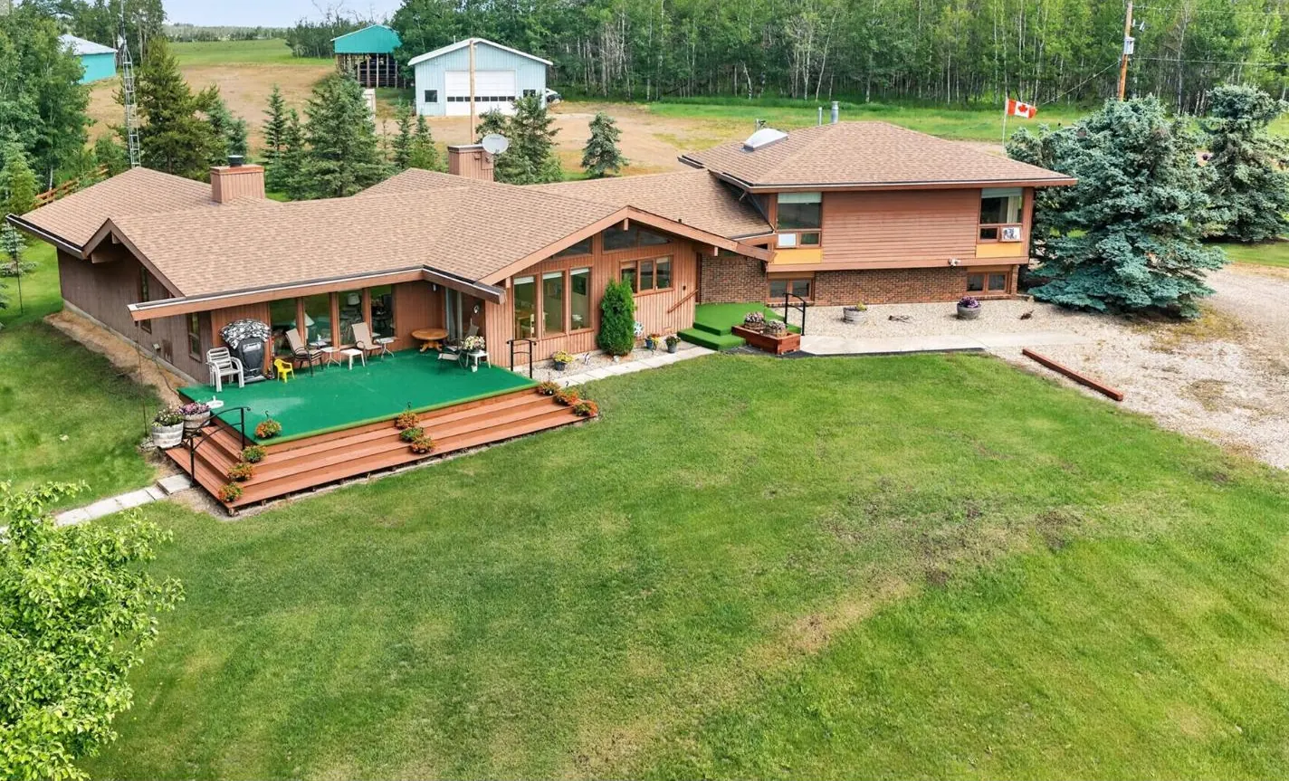 3422 208 Road, Dawson Creek Rural, BC — photo 1