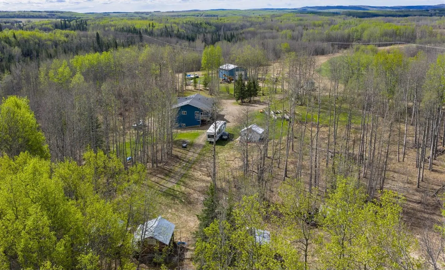 5266 West Arras Road, Dawson Creek, BC — photo 3