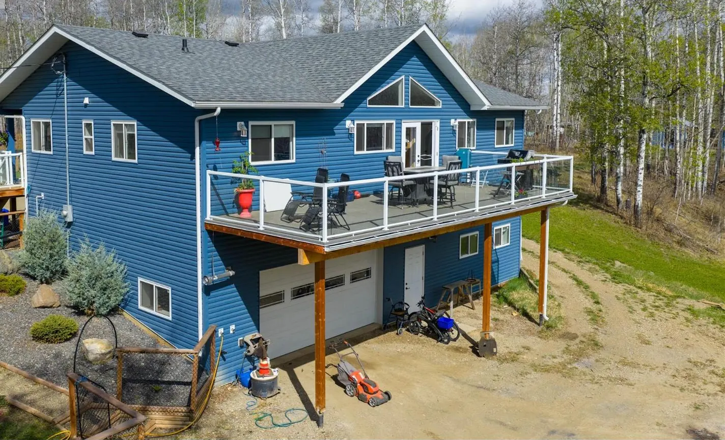 5266 West Arras Road, Dawson Creek, BC