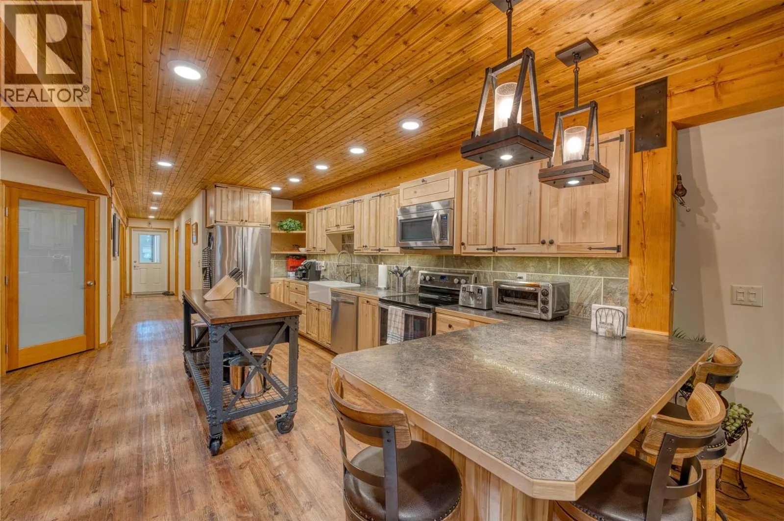 790/770 Jackfish Lake Road, Chetwynd Rural, BC — photo 6